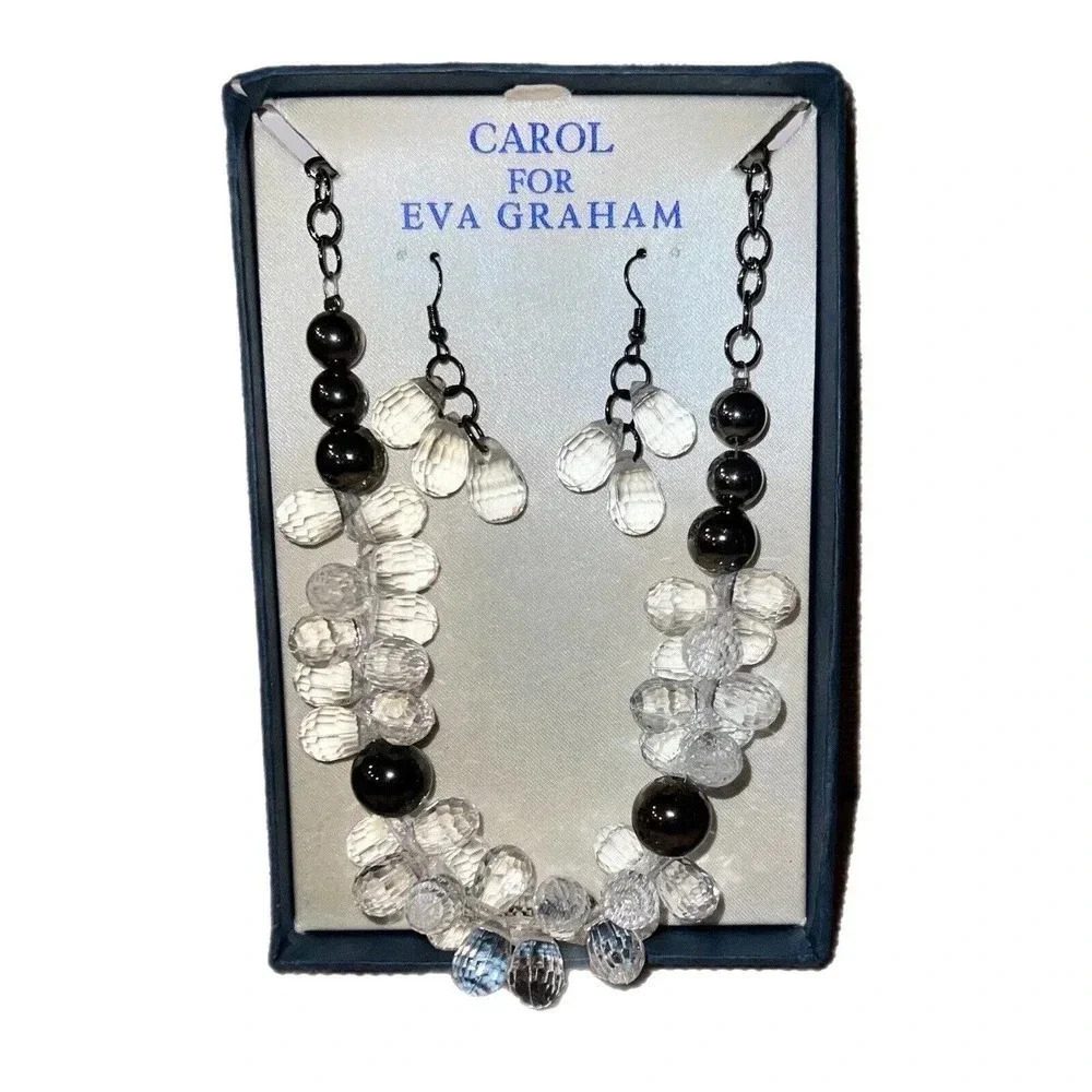 CAROL For Eva Graham Necklace And Earrings Set Dangle Beads New In Box